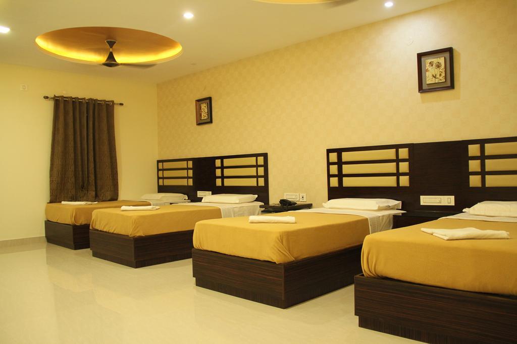 Hotel M.P Temples Inn Kumbakonam Phòng bức ảnh