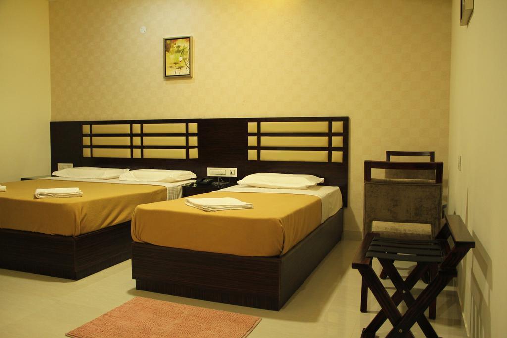 Hotel M.P Temples Inn Kumbakonam Phòng bức ảnh