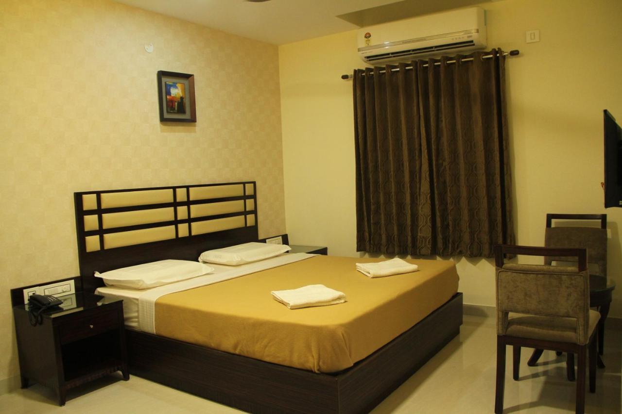 Hotel M.P Temples Inn Kumbakonam Ngoại thất bức ảnh